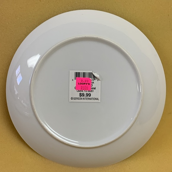 Hark & Gloria Snowflake Plates - Picture 7 of 8